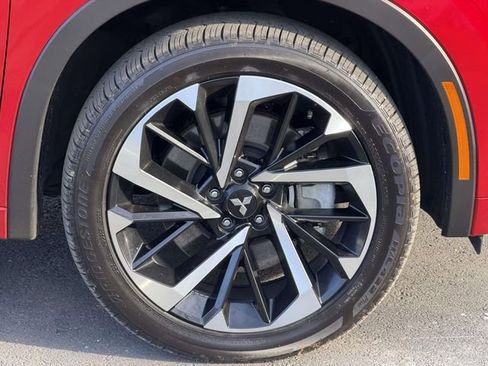 Used 2025 Mitsubishi Outlander SEL image 7