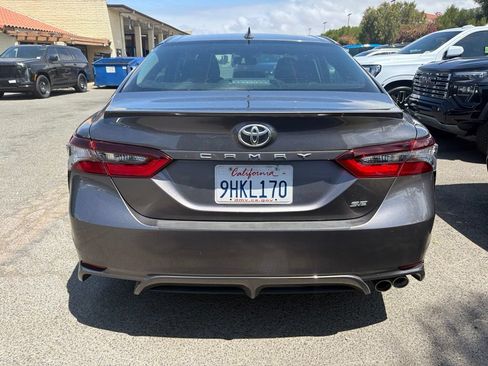 Used 2023 Toyota Camry SE w/ Convenience Package FWD image 5