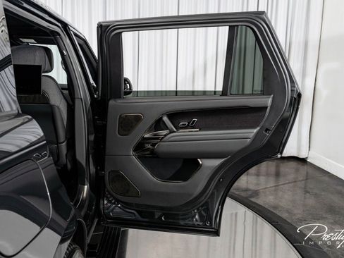Used 2024 Land Rover Range Rover SV image 56