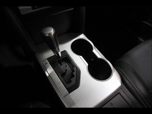 Used 2013 Toyota Camry SE image 14