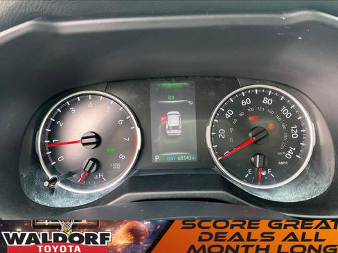 Used 2022 Toyota RAV4 XLE image 25