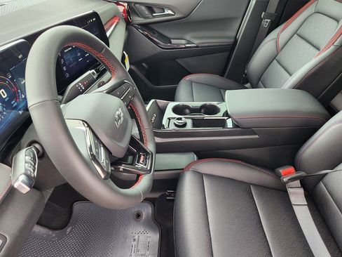 New 2026 Chevrolet Equinox RS w/ Safety and Technology Package image 9