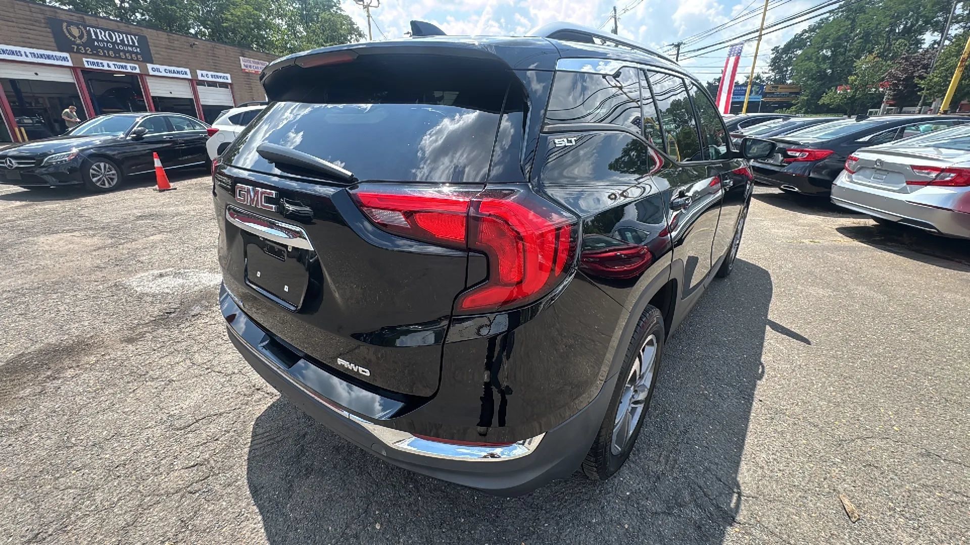 Used 2021 GMC Terrain SLT AWD/4WD image 5