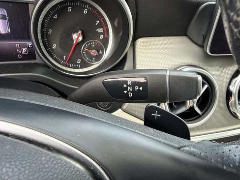 Used 2020 Mercedes-Benz GLA 250 4MATIC image 38