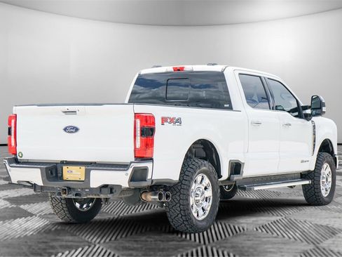 Certified 2023 Ford F250 Lariat w/ Chrome Package AWD/4WD image 5