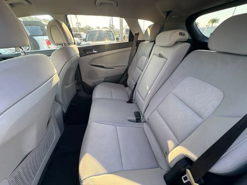 Used 2018 Hyundai Tucson SE w/ Cargo Package FWD image 34