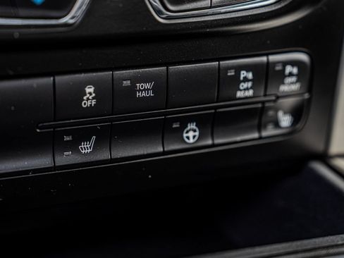Used 2018 RAM 1500 Big Horn AWD/4WD image 24