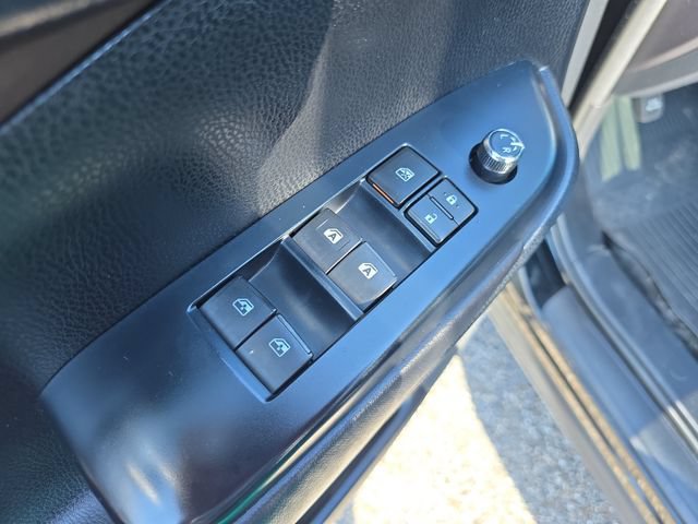 Used 2018 Toyota Highlander XLE FWD image 18