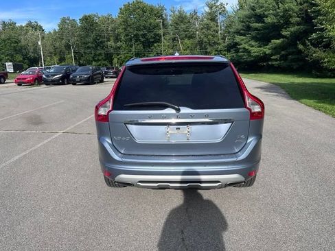 Used 2017 Volvo XC60 T6 Dynamic w/ Climate Package AWD/4WD image 4