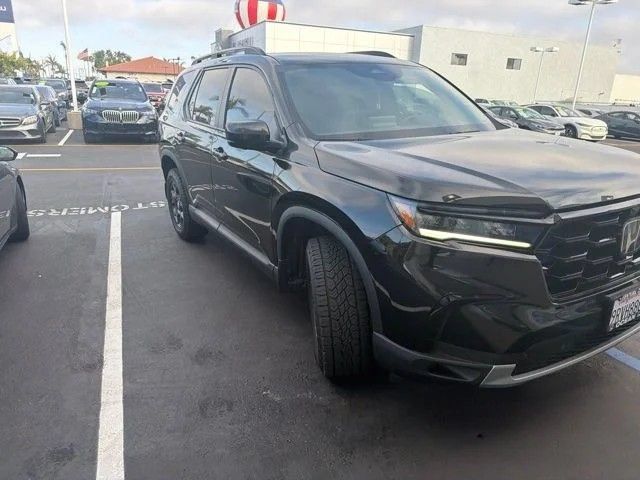 Certified 2025 Honda Pilot TrailSport image 28