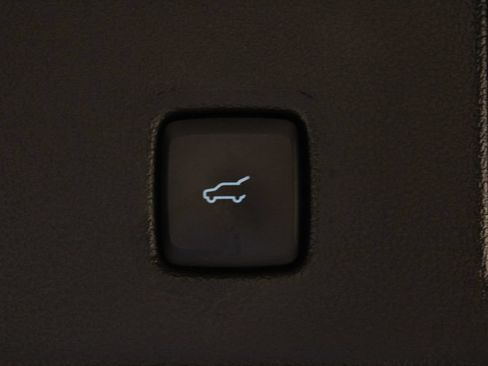 Used 2023 Ford Escape ST-Line FWD image 17