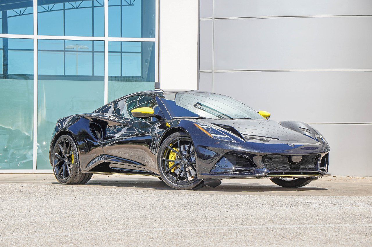New 2026 Lotus Emira SE RWD image 1