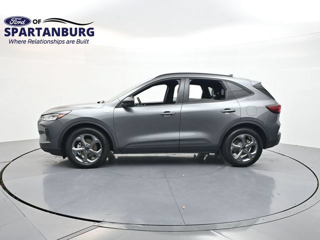 Used 2025 Ford Escape ST-Line FWD image 4