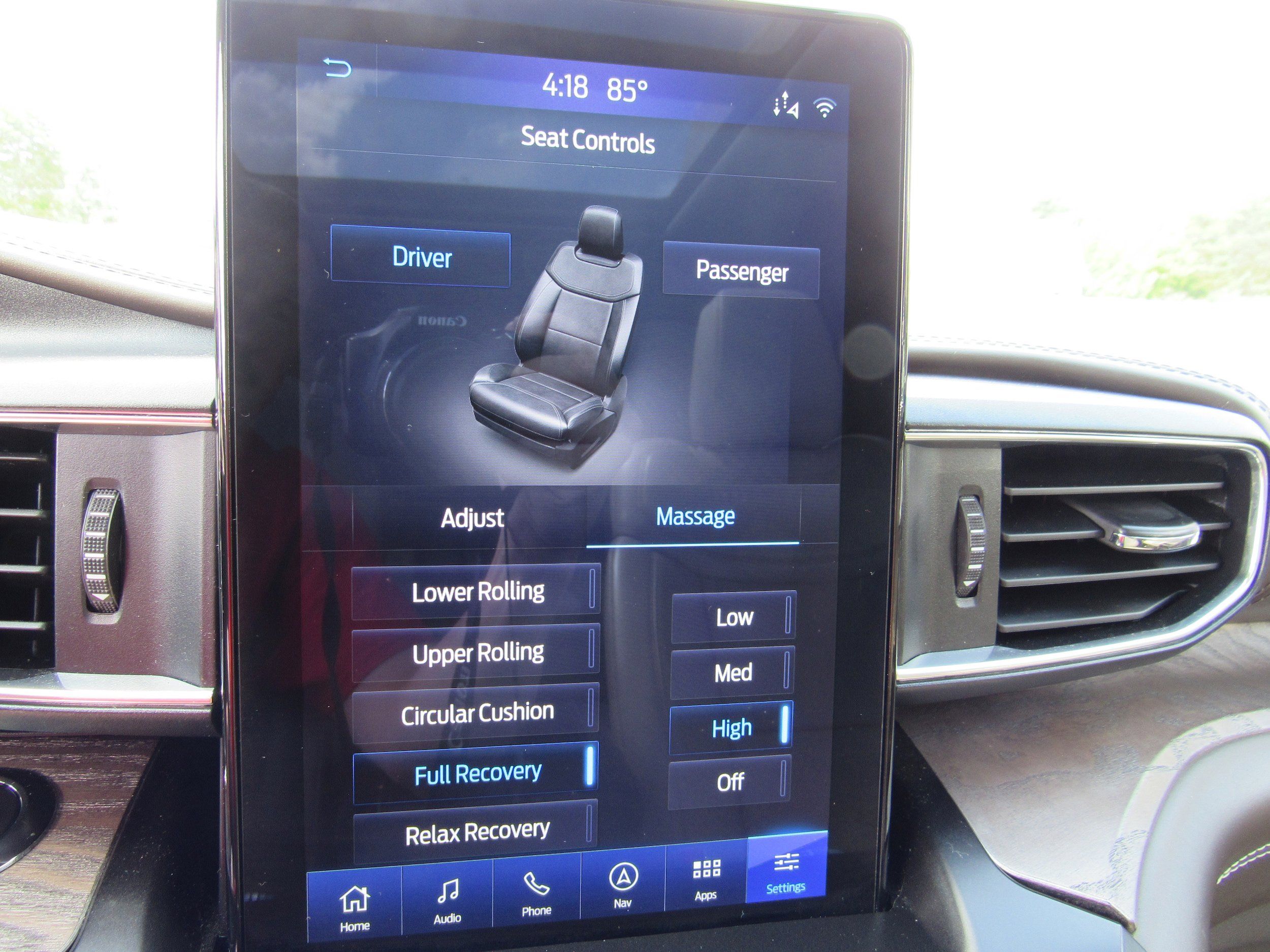 Used 2020 Ford Explorer Platinum w/ Premium Technology Package AWD/4WD image 27