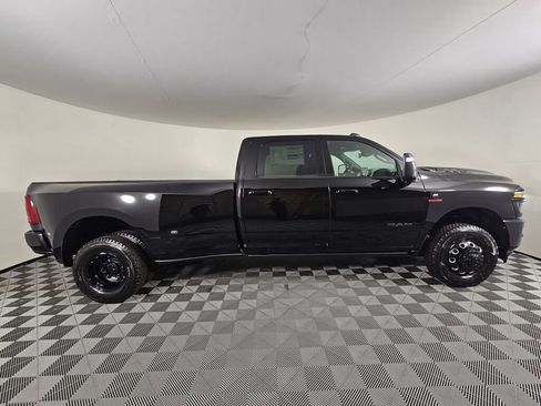 New 2026 RAM 3500 Laramie AWD/4WD image 3