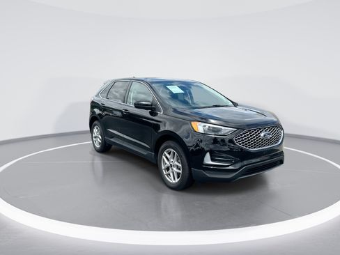 Used 2024 Ford Edge SEL AWD/4WD image 2