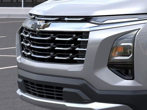 New 2026 Chevrolet Equinox LT w/ Safety and Technology Package image 13