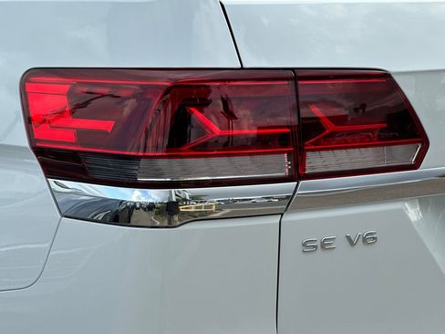 Used 2023 Volkswagen Atlas SE w/ Panoramic Sunroof Package FWD image 27