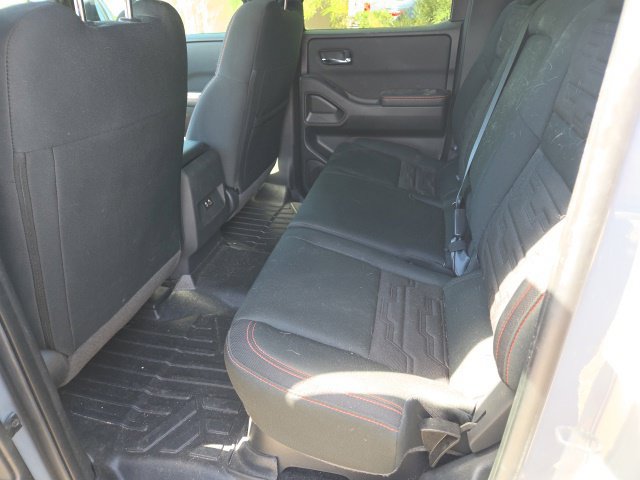 Used 2025 Nissan Frontier PRO-4X AWD/4WD image 6