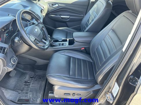 Used 2019 Ford Escape SEL image 19