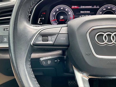 Used 2019 Audi Q8 Premium Plus w/ Premium Plus AWD/4WD image 18
