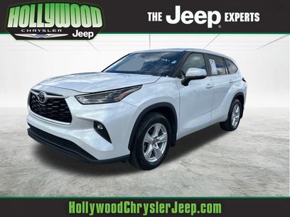 Used 2023 Toyota Highlander L