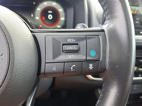 Used 2023 Nissan Rogue Platinum w/ Platinum Premium Package image 22