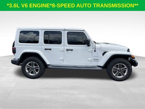 Used 2019 Jeep Wrangler Unlimited Sahara AWD/4WD image 5