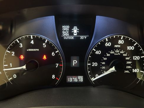 Used 2011 Lexus RX 350 AWD image 17