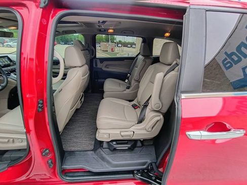 Certified 2023 Honda Odyssey Touring image 8