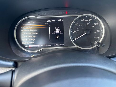 Used 2025 Nissan Versa SV image 40