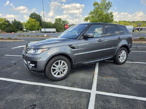 Used 2016 Land Rover Range Rover Sport SE AWD/4WD image 3
