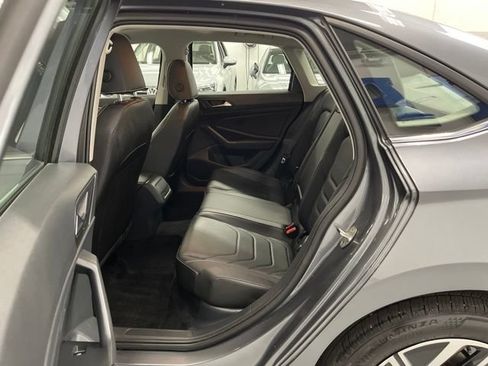 Used 2023 Volkswagen Jetta SEL FWD image 8