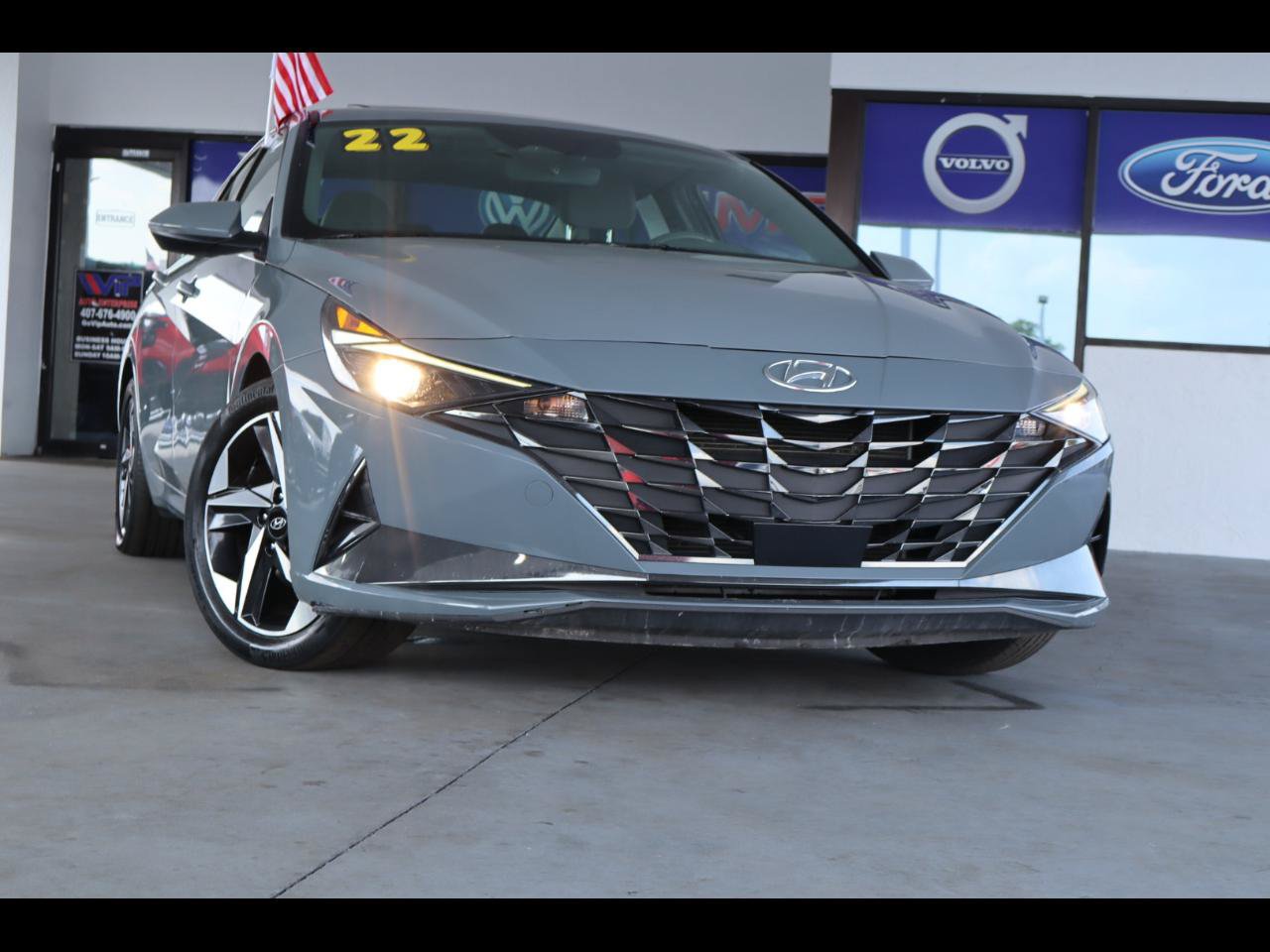 Used 2022 Hyundai Elantra SEL w/ Convenience + Premium Package FWD image 1