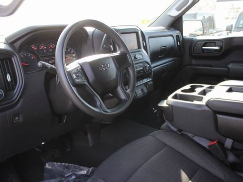 Used 2023 Chevrolet Silverado 1500 Custom Trail Boss image 3