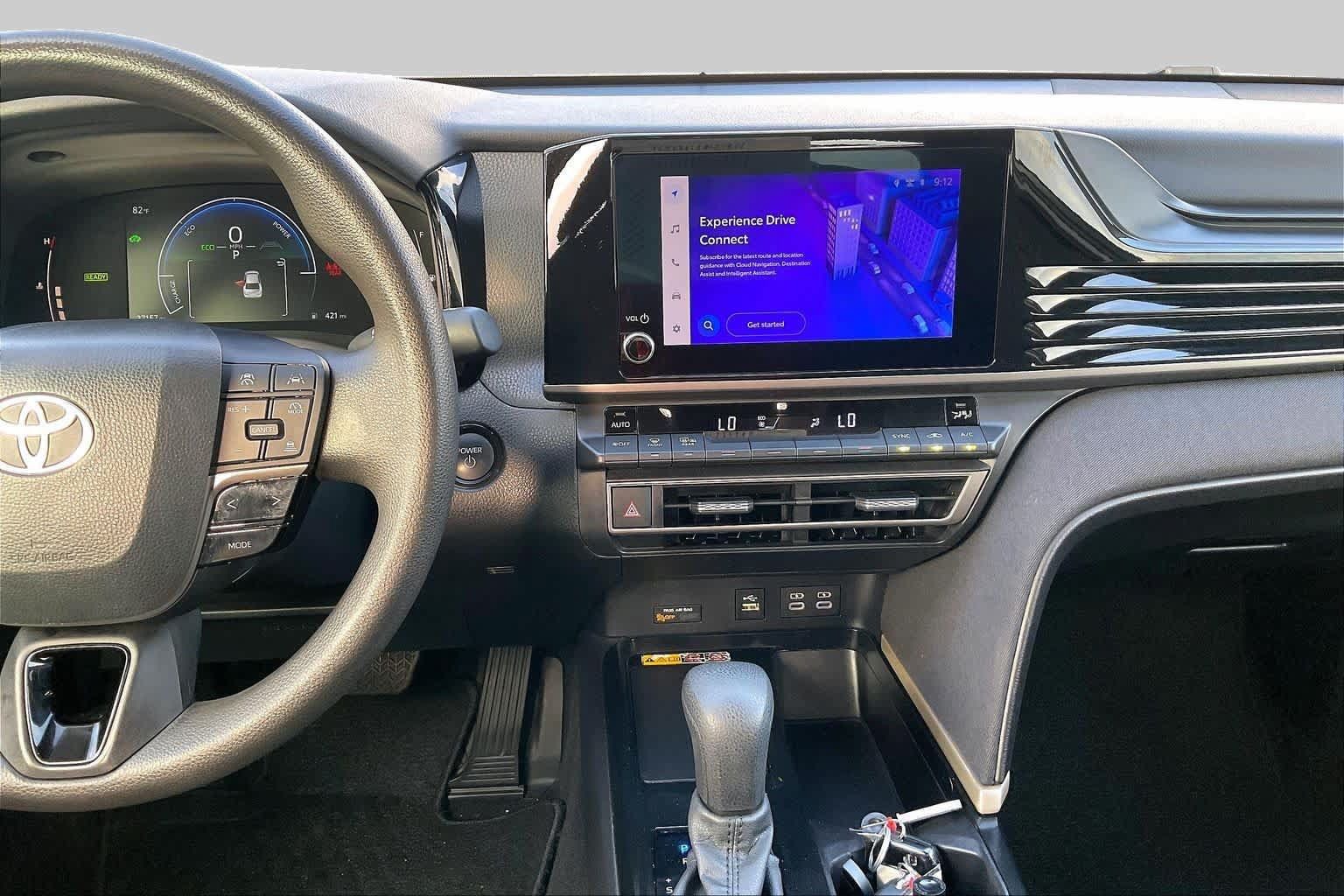 Used 2025 Toyota Camry LE FWD image 7