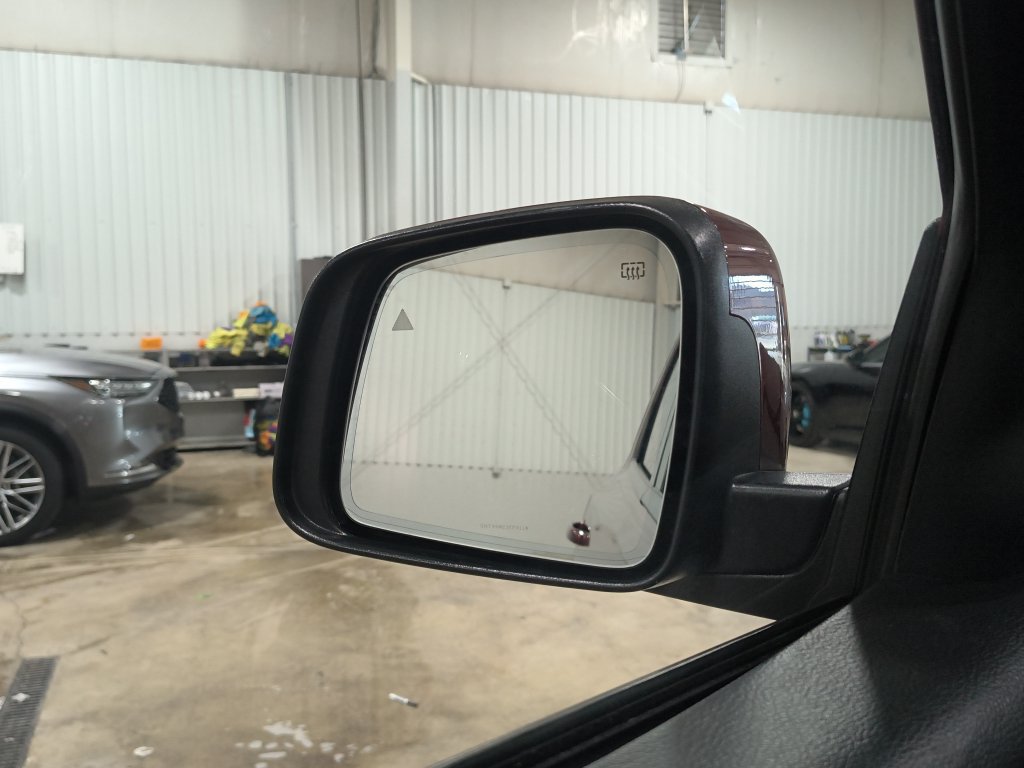 Used 2022 Dodge Durango R/T RWD image 21