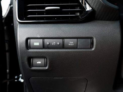 New 2025 Nissan Sentra SV w/ All-Weather Package image 18