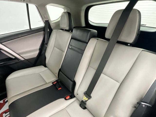 Used 2016 Toyota RAV4 Limited AWD/4WD image 7
