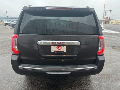 Used 2015 GMC Yukon Denali w/ Open Road Package image 7