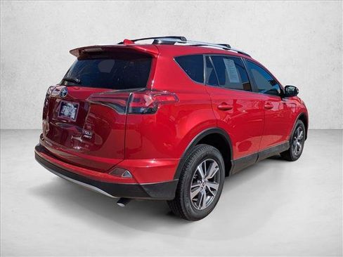 Used 2016 Toyota RAV4 XLE image 5