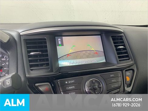 Used 2020 Nissan Pathfinder S image 30