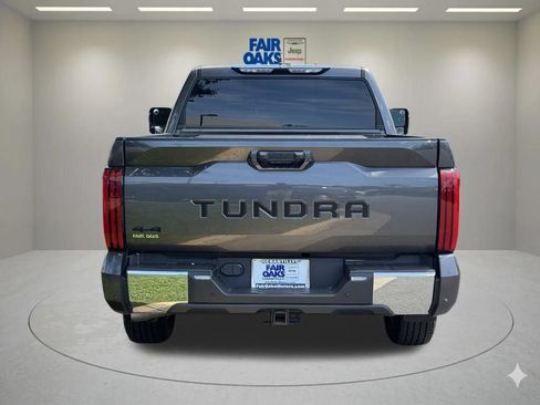 Used 2022 Toyota Tundra SR5 AWD/4WD image 8