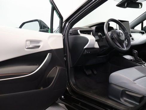 Certified 2025 Toyota Corolla FX image 9