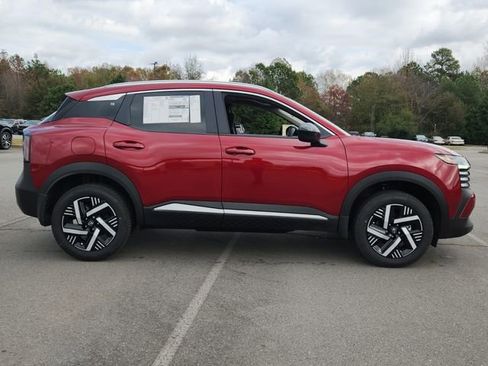 New 2026 Nissan Kicks SV w/ SV Premium Package image 2