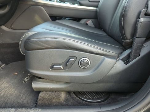 Used 2024 Genesis GV80 2.5T image 13