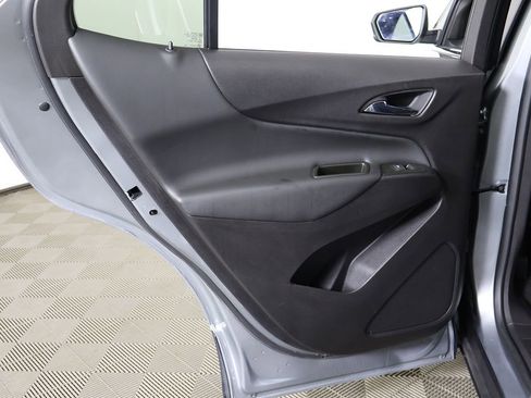 Used 2024 Chevrolet Equinox LT image 25