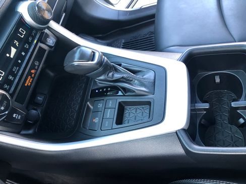 Certified 2022 Toyota RAV4 XLE Premium image 17