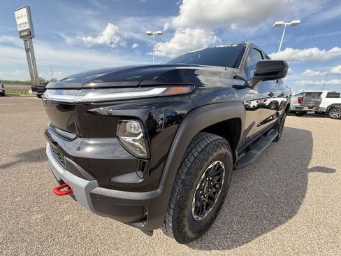 New 2026 Chevrolet Silverado EV Trail Boss image 17