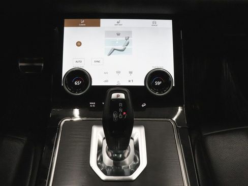 Used 2023 Land Rover Range Rover Evoque R-Dynamic S image 44